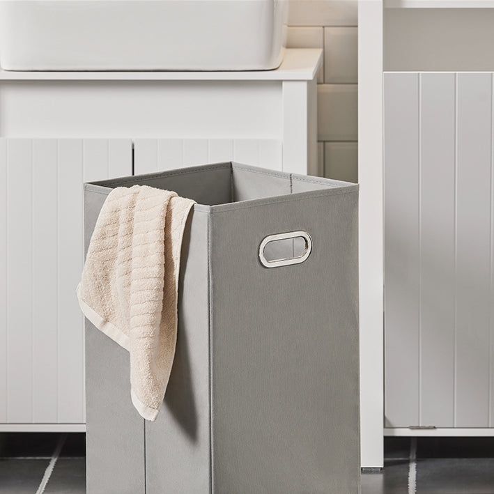 SoBuy | Mobile lavanderia con sacco portabiancheria pieghevole | Mobile da bagno salvaspazio | Cesto portabiancheria | Bianco | BZR100-W