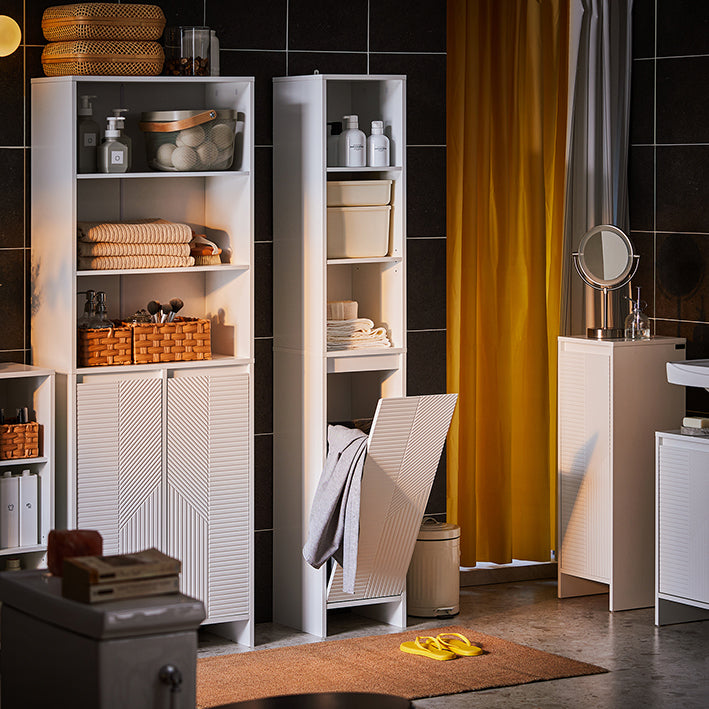 SoBuy | Armadio Alto con Sacco Portabiancheria | Armadietto da Bagno | Mobile Lavanderia | Scaffale da Bagno Bianco | BZR158-W